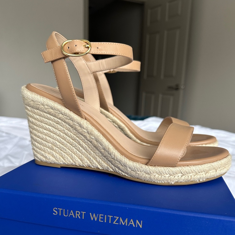 Stuart Weitzman Nude Teddi Wedge